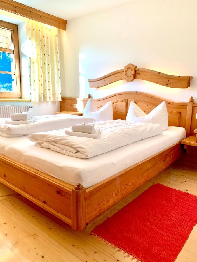 Gutshof Zum Schluxen Daire Pinswang Dış mekan fotoğraf