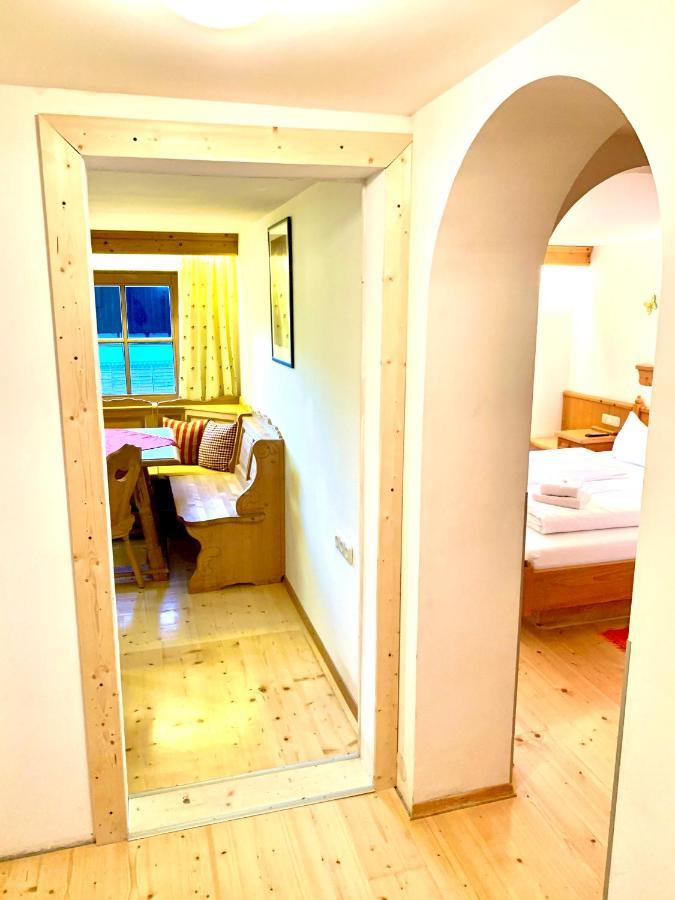 Gutshof Zum Schluxen Daire Pinswang Dış mekan fotoğraf