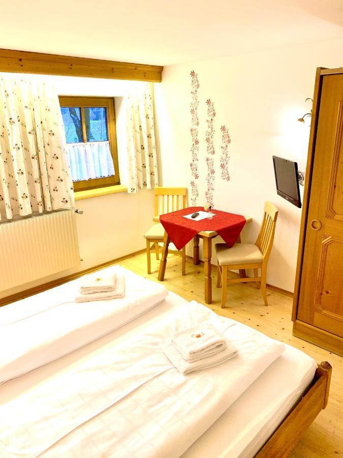 Gutshof Zum Schluxen Daire Pinswang Dış mekan fotoğraf